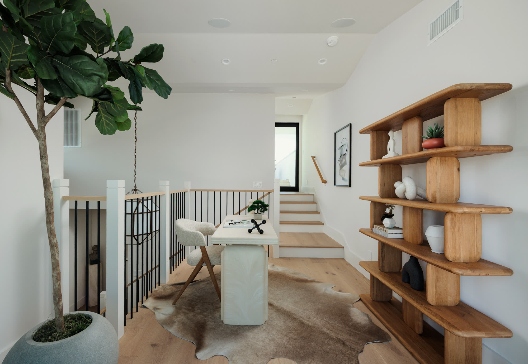 1123 E Balboa Blvd photo