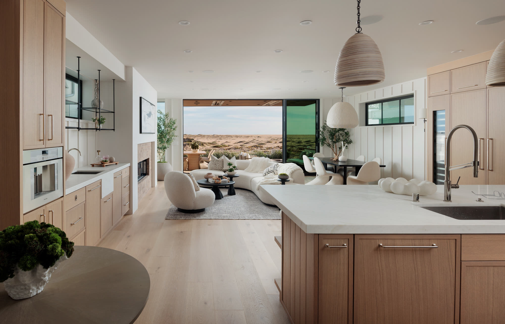 1123 E Balboa Blvd photo